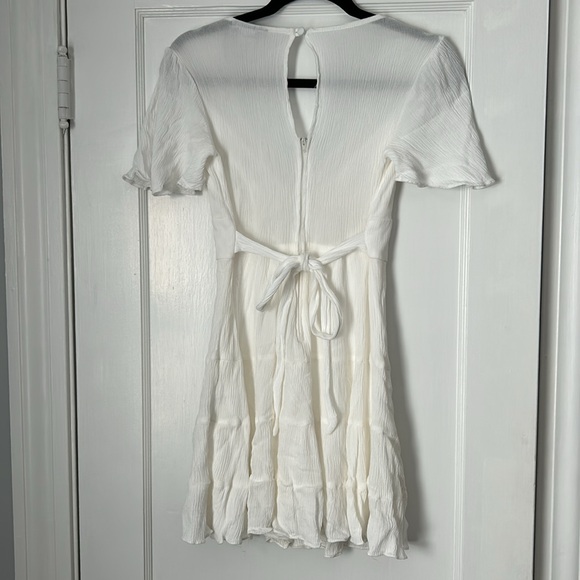 Short white dress bachelorette - Picture 2 of 3